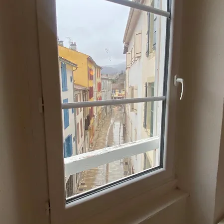 Triplex In The Old Center Lejlighed Foix